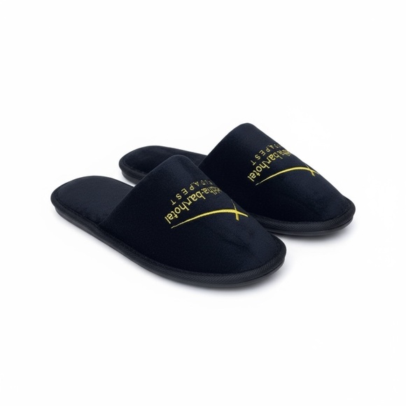 new Buddha-Bar Hotel Budapest ✪ Super Soft Spa Slippers ✪ Black + Gold ✪ Large - Picture 15 of 16